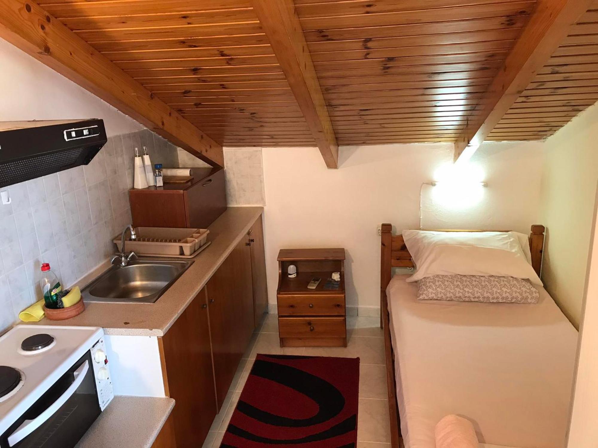 Ion Apartments Messolonghi Single Bed Room Mountain View Loft Missolonghi Екстер'єр фото